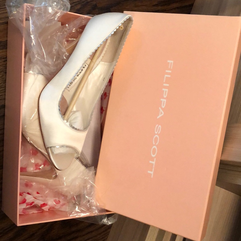 Filippa Scott white satin peep toe pumps